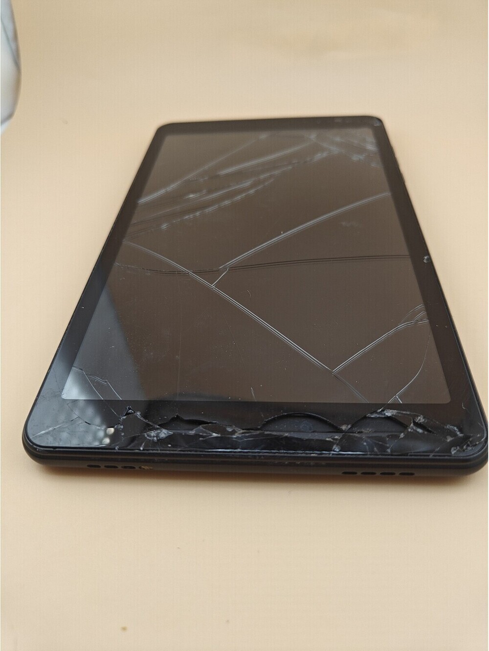BLU M8L 2022 8in Tablet 32GB Black AS IS Cracked No Power Parts Repair